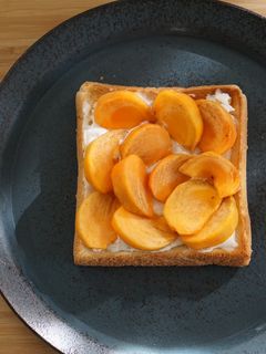 柿とクリームチーズのトースト-レシピのメイン写真