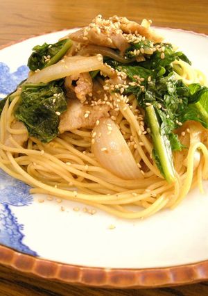 チシャ菜と豚バラの辛いパスタ-レシピのメイン写真
