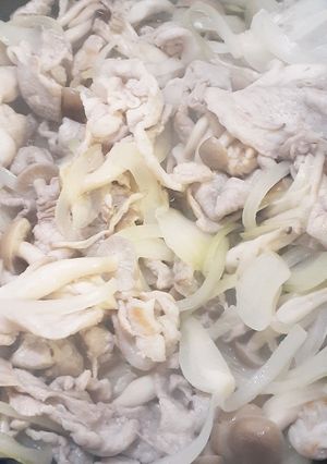 豚肉としめじの炒め-レシピのメイン写真