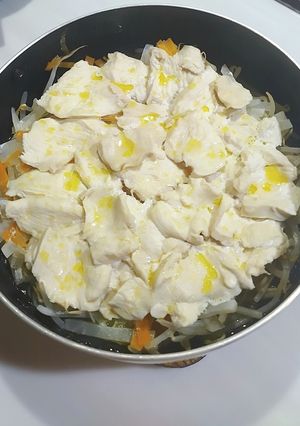 鶏胸肉と野菜のフライパン蒸し-レシピのメイン写真