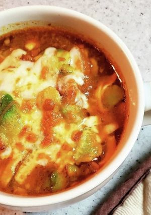 アボカドとトマトのオニオングラタンスープ-レシピのメイン写真