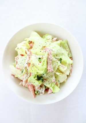 簡単に【カニカマレタスの中華マヨサラダ】-レシピのメイン写真