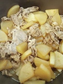 葉付き大根1本使いきり③大根と豚肉の煮物-レシピのメイン写真
