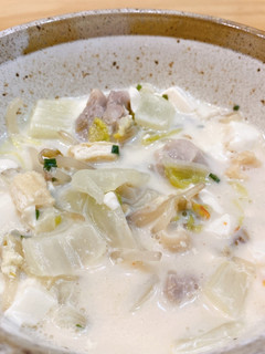 材料2つ簡単!豆乳鍋。〆に豆乳リゾット-レシピのメイン写真