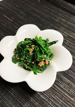 10分でほうれん草の胡麻和え-レシピのメイン写真