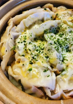 鍋の素●煮込みラーメン餃子のキムチーズ鍋-レシピのメイン写真