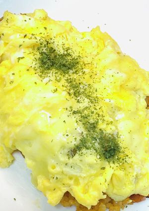 チーズ入とろ～っと卵のふんわりオムライス-レシピのメイン写真