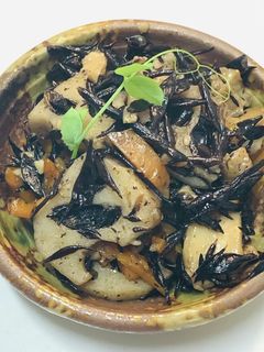 作り置き定番の蓮根とひじきの炒り煮-レシピのメイン写真