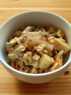 具材たくさん炊き込みご飯-レシピのメイン写真