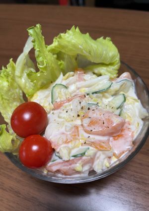 柿の甘さが引き立つ簡単サラダ-レシピのメイン写真