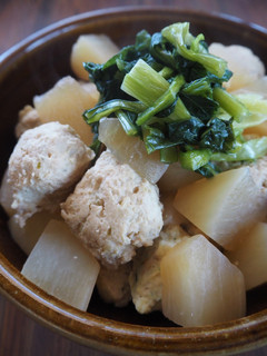 ご飯が進む!大根と手作り鶏団子の煮物-レシピのメイン写真