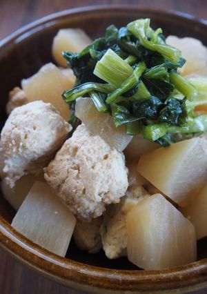 ご飯が進む！大根と手作り鶏団子の煮物-レシピのメイン写真