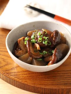 作りおき こんにゃくとしいたけの甘辛煮 -レシピのメイン写真