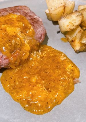 オレンジ•ジュレソースのハンバーグ-レシピのメイン写真