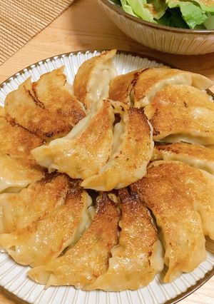 失敗なし！家族大絶賛の絶品餃子-レシピのメイン写真