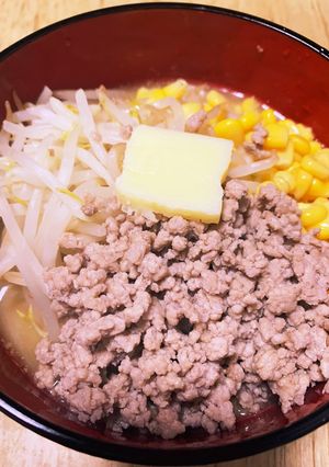簡単☆味噌バタコーンラーメン♡-レシピのメイン写真