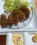 外はサクッと、中はジュワーっと牡蠣フライ