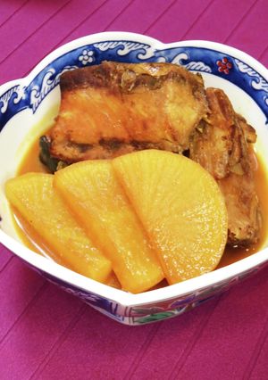 ☺簡単和食♪ご飯が進むみそ味のぶり大根☺-レシピのメイン写真