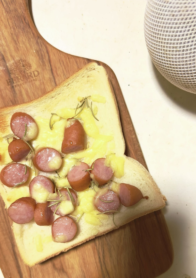 簡単！ソーセージとチーズのトースト♪-レシピのメイン写真