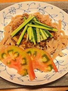 う米めんのジャージャー麵肉みそ-レシピのメイン写真