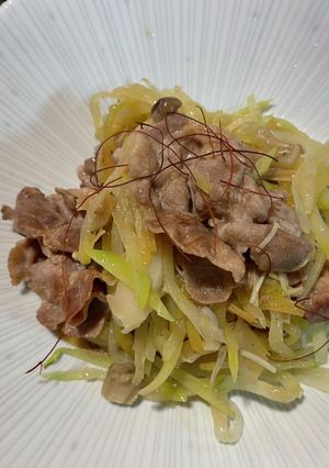 青パパイヤと豚肉のオイスターソース炒め-レシピのメイン写真