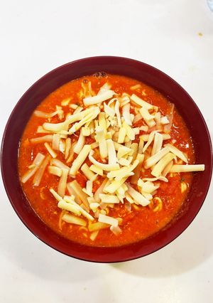 絶品！辛ラーメンで作る トマトラーメン-レシピのメイン写真