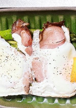 低糖質レシピ！アスパラハムエッグのせ-レシピのメイン写真