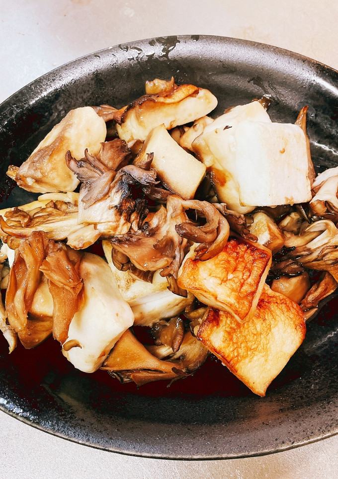 はんぺんと舞茸のバター醤油-レシピのメイン写真