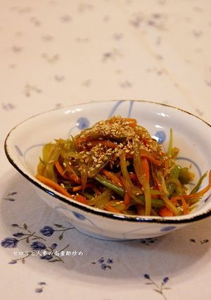 お酢でさっぱり♪セロリの南蛮酢炒め-レシピのメイン写真