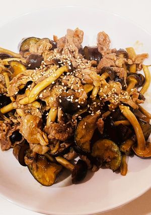 豚こま肉とナスとしめじのオイスター炒め-レシピのメイン写真