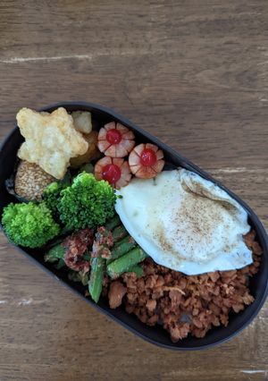 JK☆そぼろ目玉焼き弁当♪-レシピのメイン写真