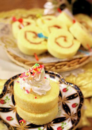 粉をふるわず簡単！ミニロールケーキ-レシピのメイン写真