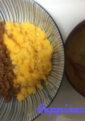 甘い二色丼となんちゃって長生きみそ汁-レシピのメイン写真