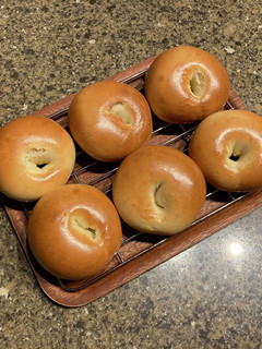 ホームベーカリーでこねるふつうのベーグル-レシピのメイン写真
