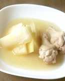 旬の大根と鶏手羽もとの、こっくり醤油煮