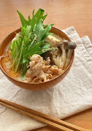 味噌汁感覚鍋＊豚バラと豆腐の胡麻坦々鍋-レシピのメイン写真