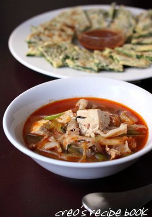 豆腐と豚肉のキムチスープ-レシピのメイン写真