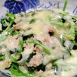 ほうれん草と挽き肉炒めオン・ザ・チーズ