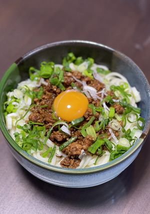 常備菜の肉味噌で温かい肉味噌うどん♪-レシピのメイン写真