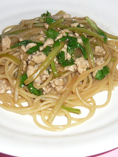 挽肉セロリパスタ-レシピのメイン写真