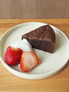外パリッ中超しっとり!濃厚ガトーショコラ-レシピのメイン写真