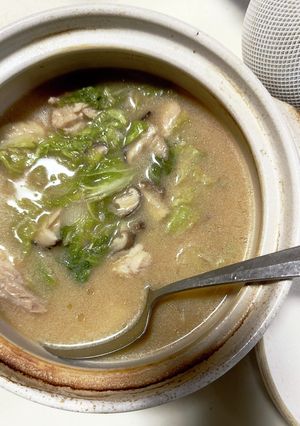 簡単！鶏肉と野菜の味噌鍋♪-レシピのメイン写真