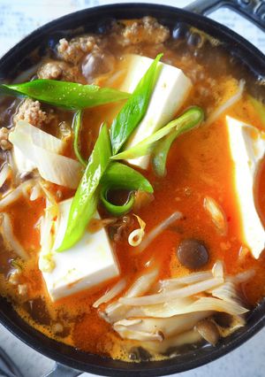 豆腐たっぷり具だくさん【豚キムスープ】-レシピのメイン写真