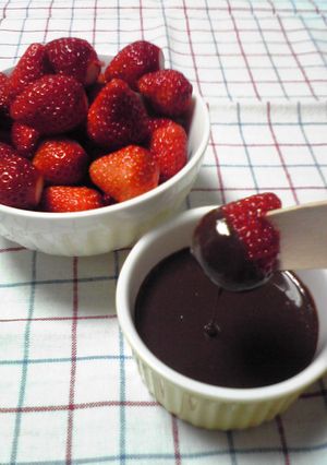 簡単！なんちゃってチョコレートフォンデュ-レシピのメイン写真