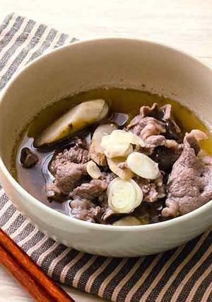 牛肉とごぼうのスープ-レシピのメイン写真