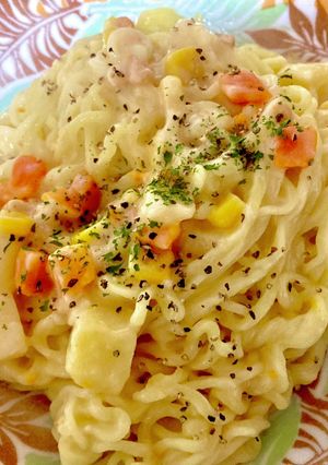 インスタント麺カルボナーラ風-レシピのメイン写真