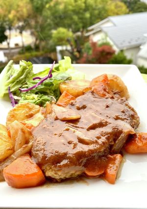 手作りブラウンソースで、ハンバーグ-レシピのメイン写真