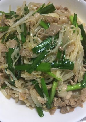 豚ニラもやしのそうめんチャンプル-レシピのメイン写真