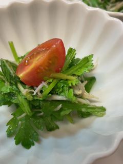 春菊としらすのサラダ-レシピのメイン写真