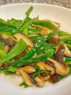 ピーマンとしいたけのバターしょうゆソテー-レシピのメイン写真